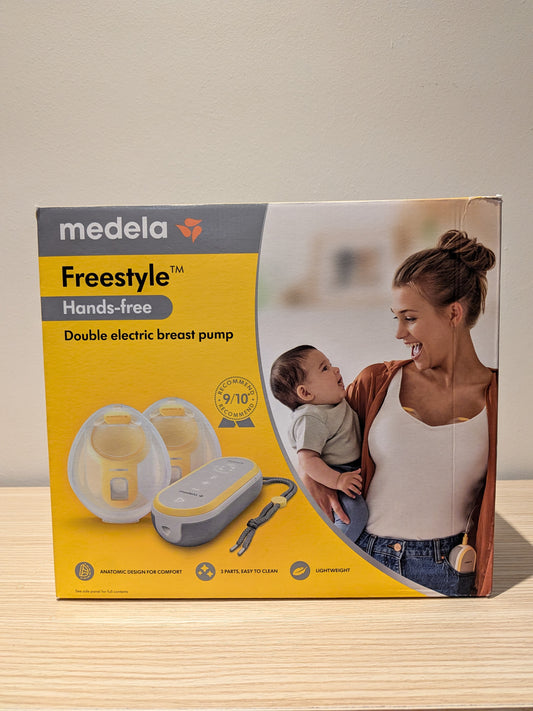 Medela Freestyle hands-free breast pump