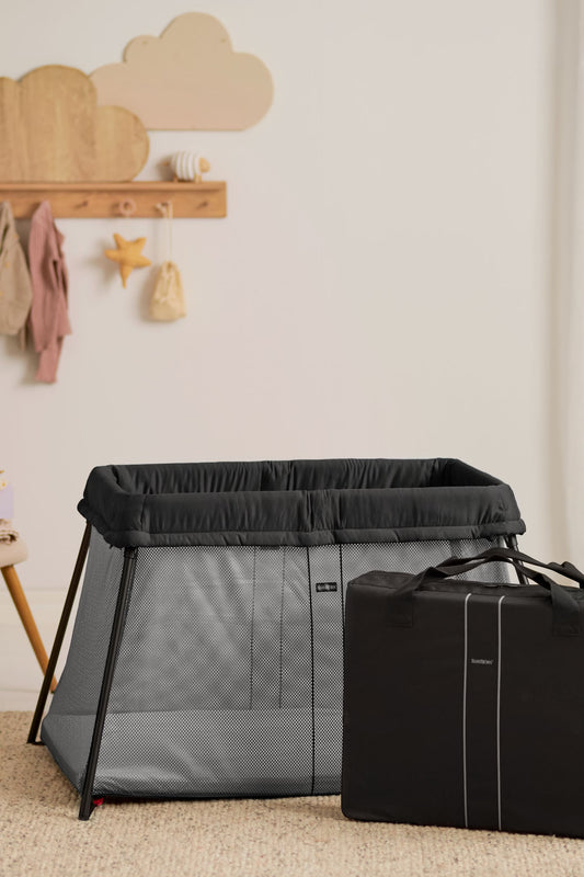 Baby Bjorn Travel Cot Light