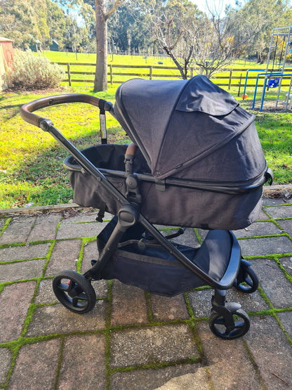 Steelcraft One2 Pram