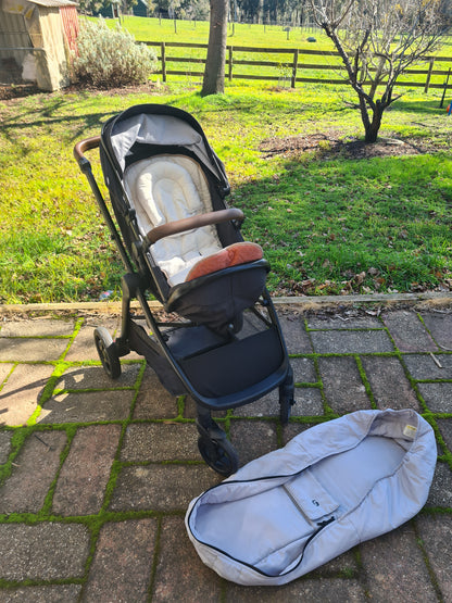 Steelcraft One2 Pram