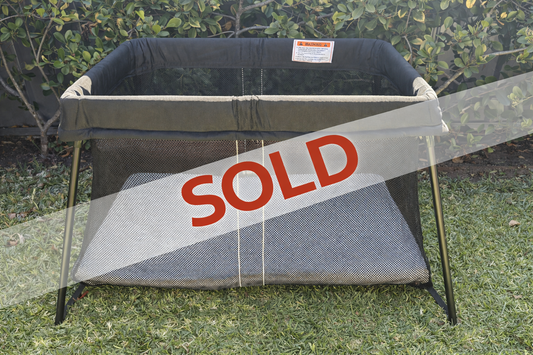 BabyBjörn Travel Cot