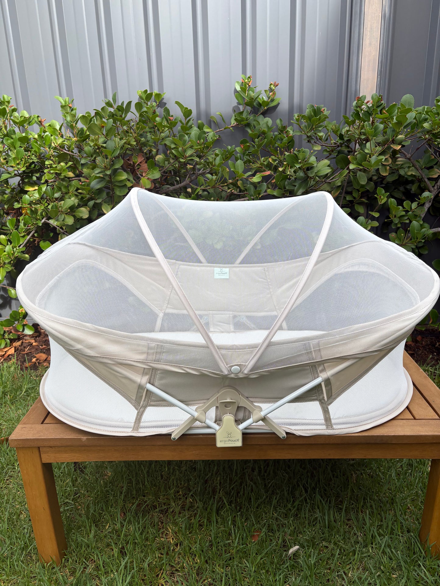 Ergo Pouch Portable Bassinet