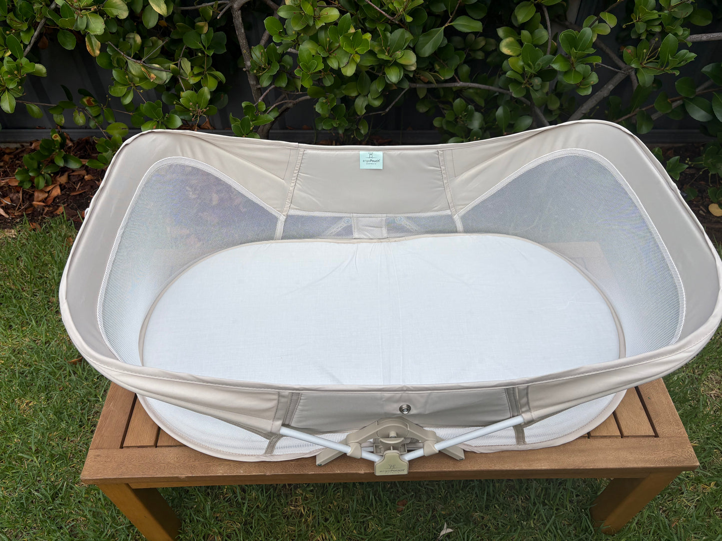 Ergo Pouch Portable Bassinet