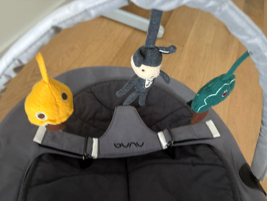 Nuna Leaf Grow Swing