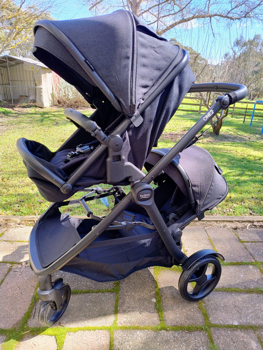 Britax One2 Pram with Second Seat