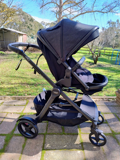 Britax One2 Pram with Second Seat