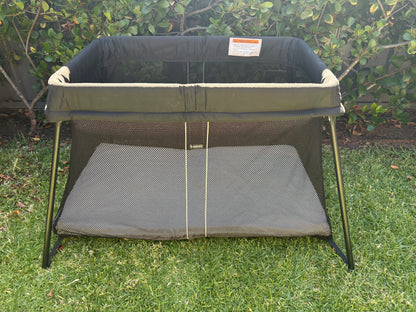 BabyBjörn Travel Cot