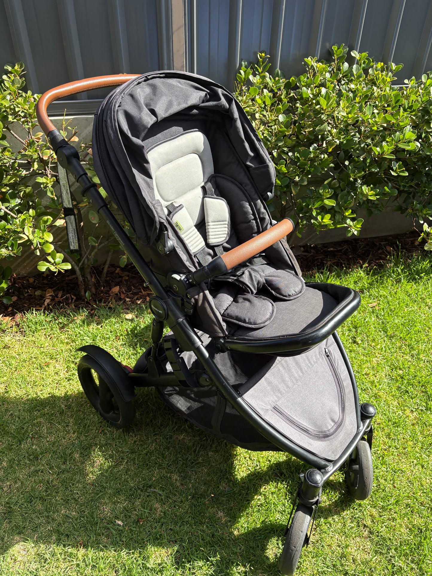 Steelcraft Strider Compact Deluxe Edition Stroller