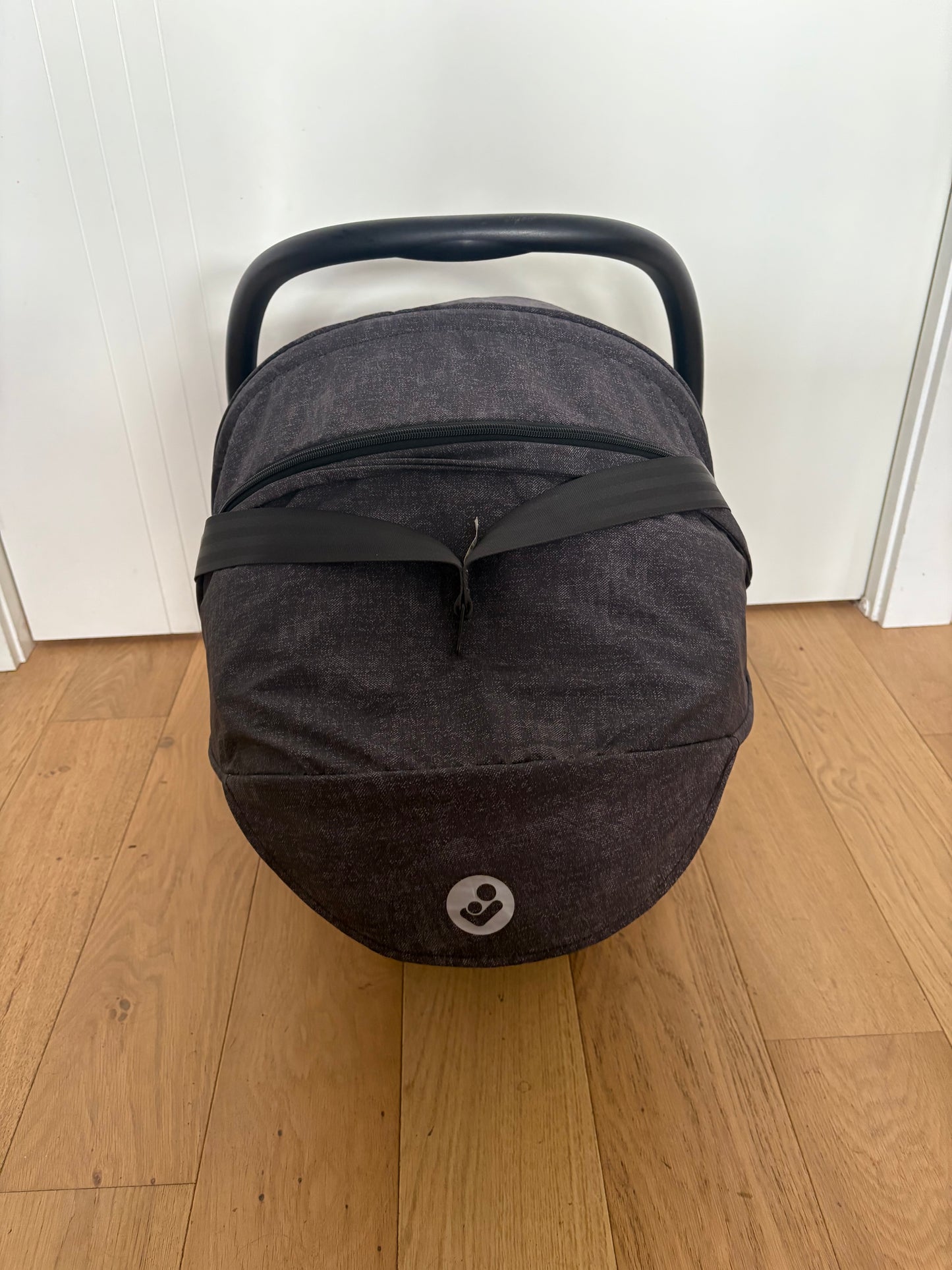 Maxi Cosi Mico Plus ISOFIX Baby Capsule