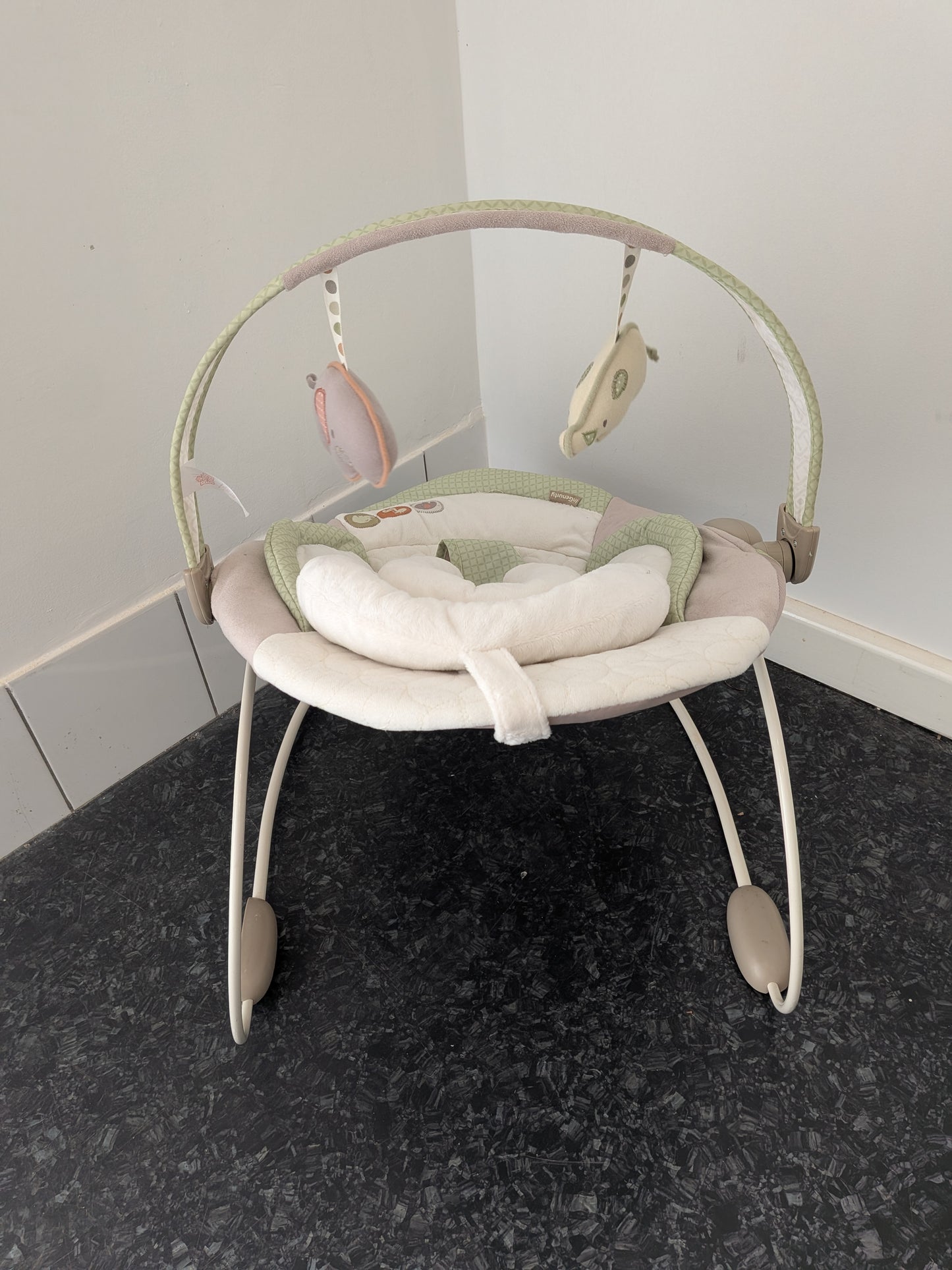 Bright Starts Ingenuity Automatic Bouncer