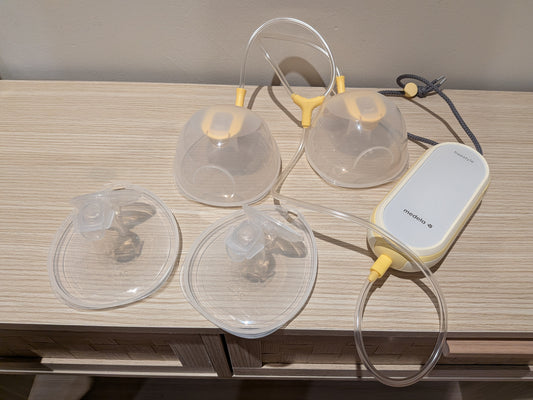 Medela Freestyle hands-free breast pump