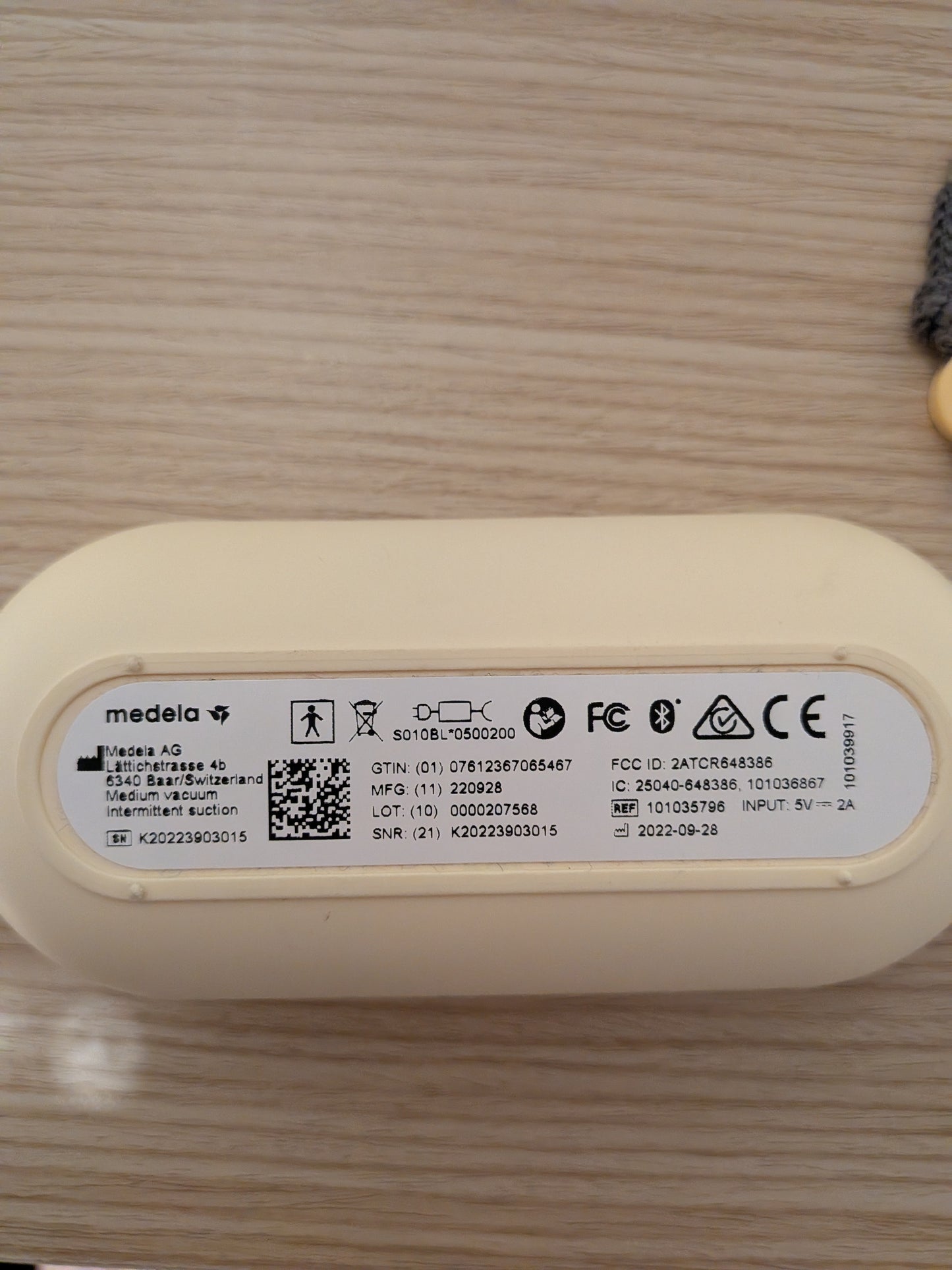 Medela Freestyle hands-free breast pump