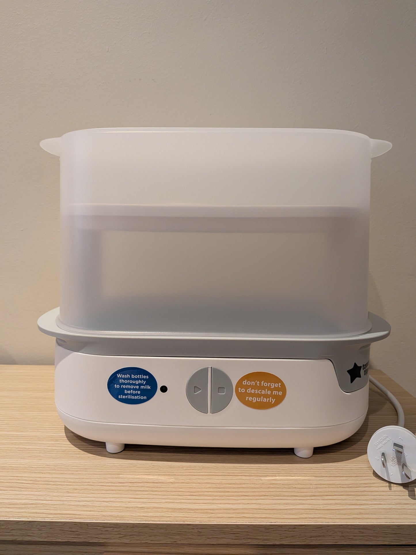 Tommee Tippee Electric Steam Steriliser + Bottle Warmer Bundle