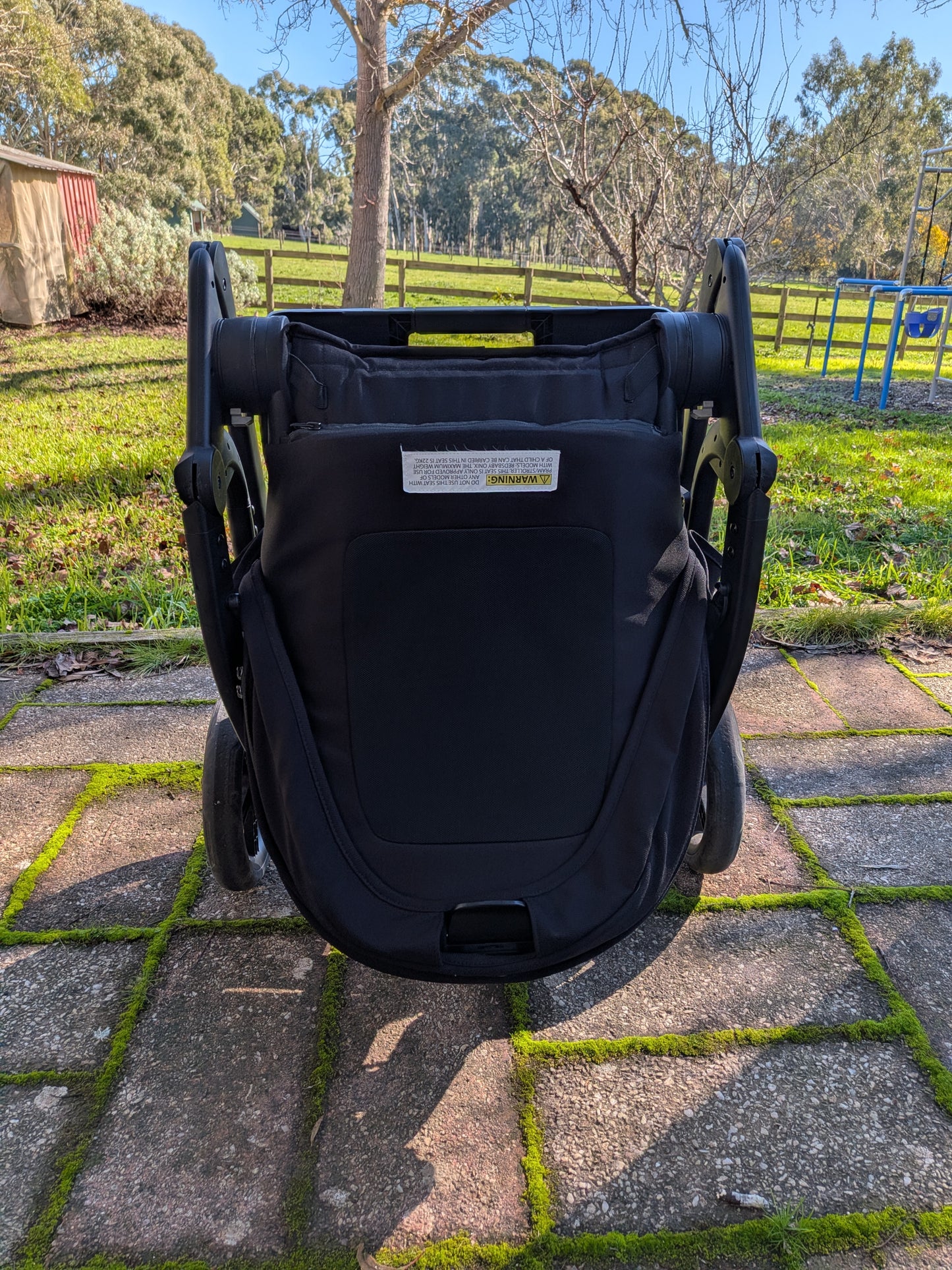 Redsbaby ONIX Pram