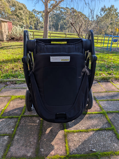 Redsbaby ONIX Pram