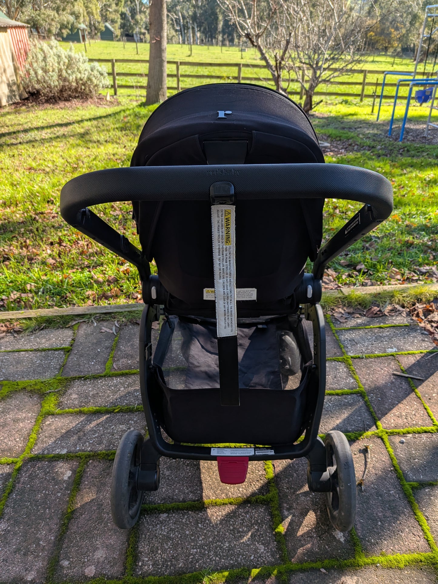 Redsbaby ONIX Pram