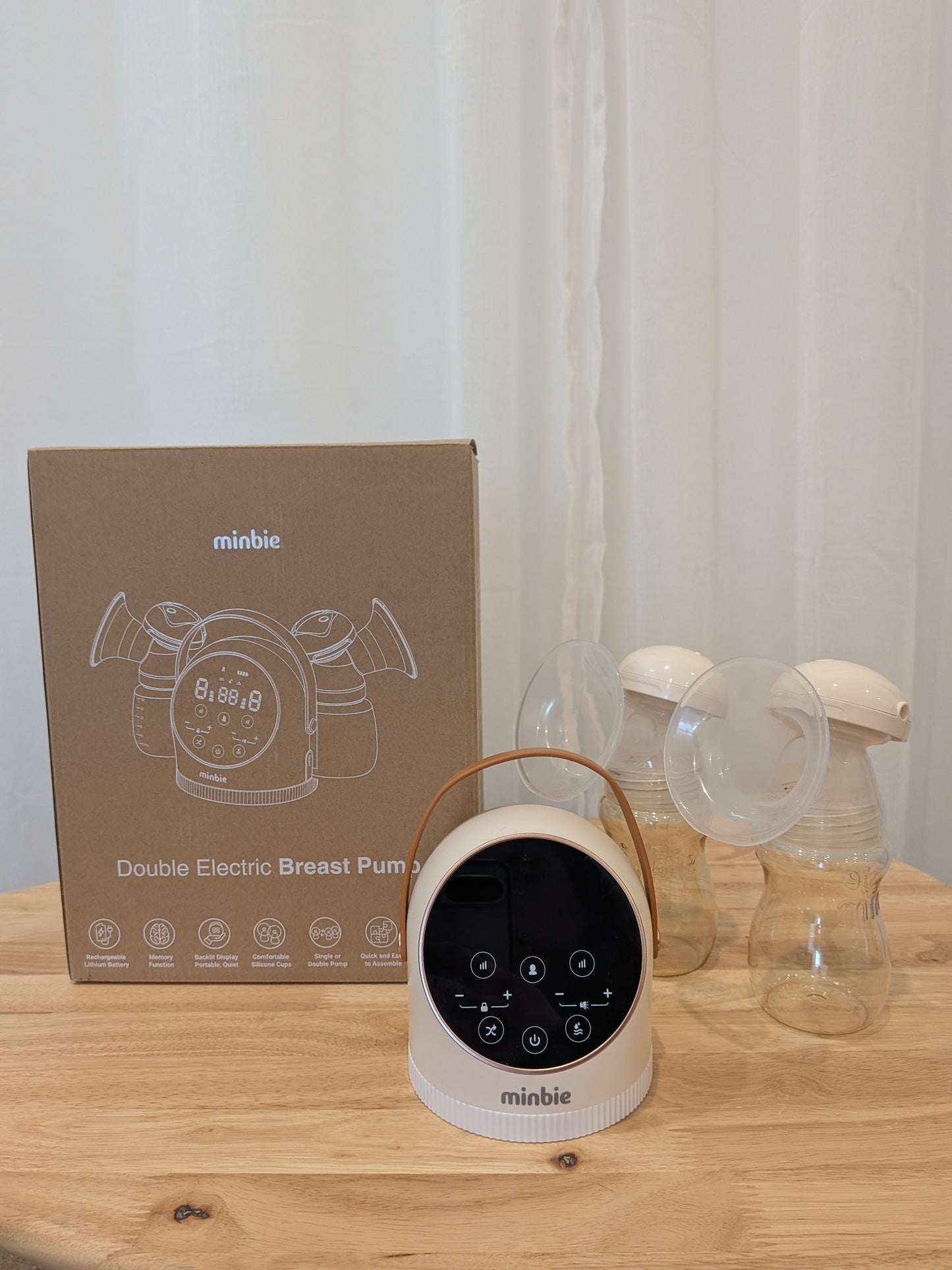 Minbie Breast Pump + Bottle Bundle