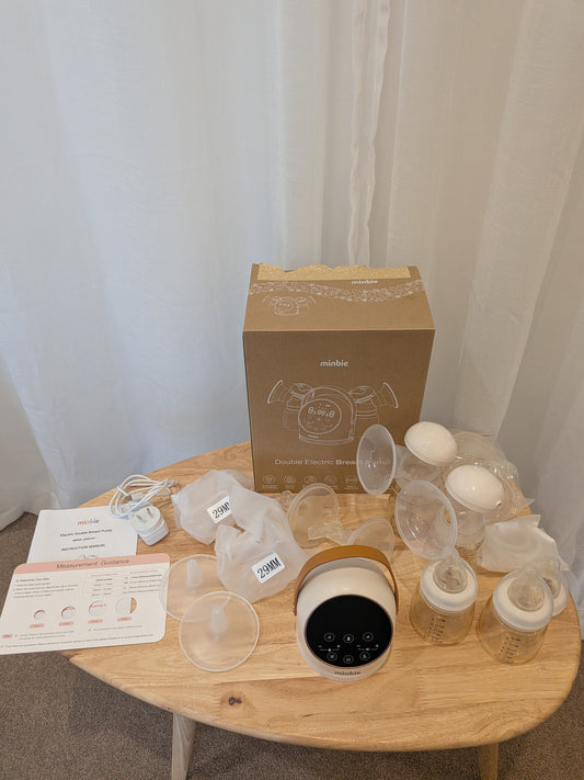 Minbie Breast Pump + Bottle Bundle