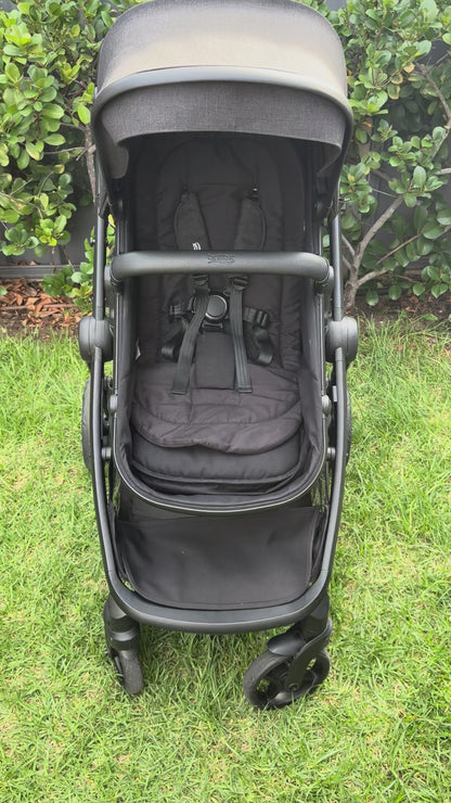 Britax One2 Pram