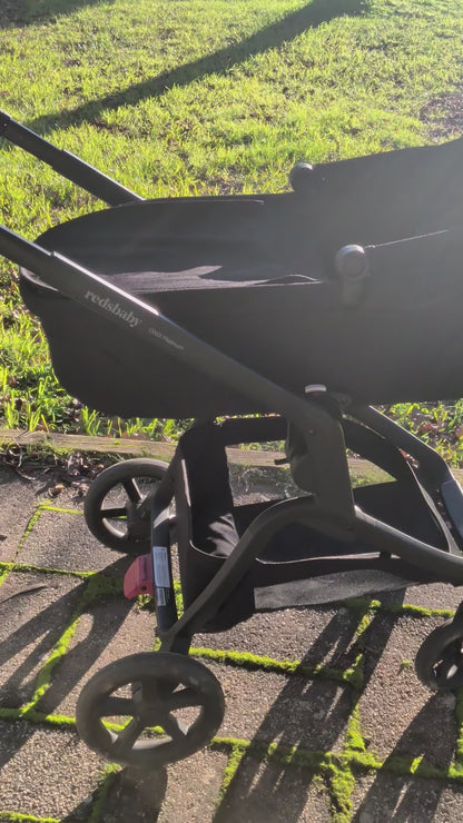 Redsbaby ONIX Pram