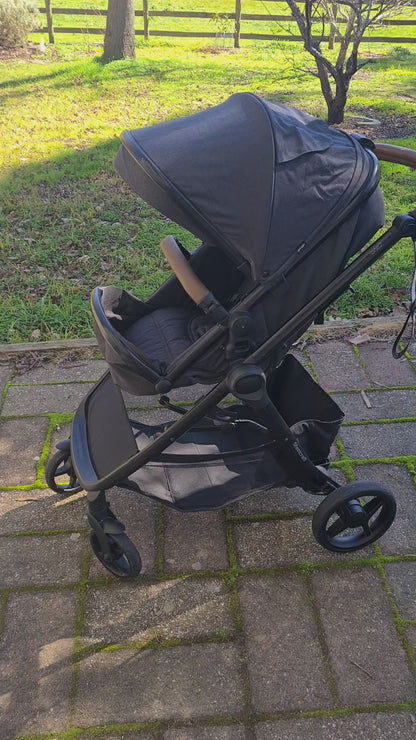 Steelcraft One2 Pram
