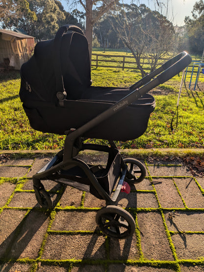 Redsbaby ONIX Pram