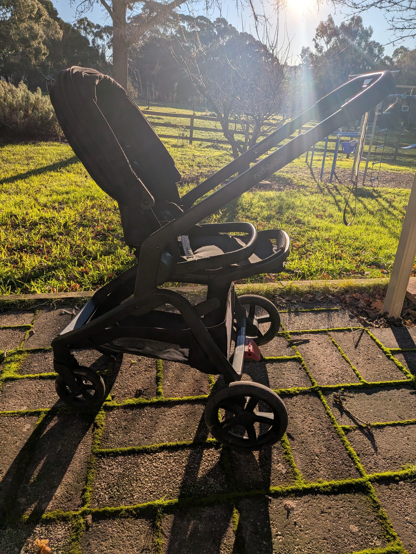Redsbaby ONIX Pram